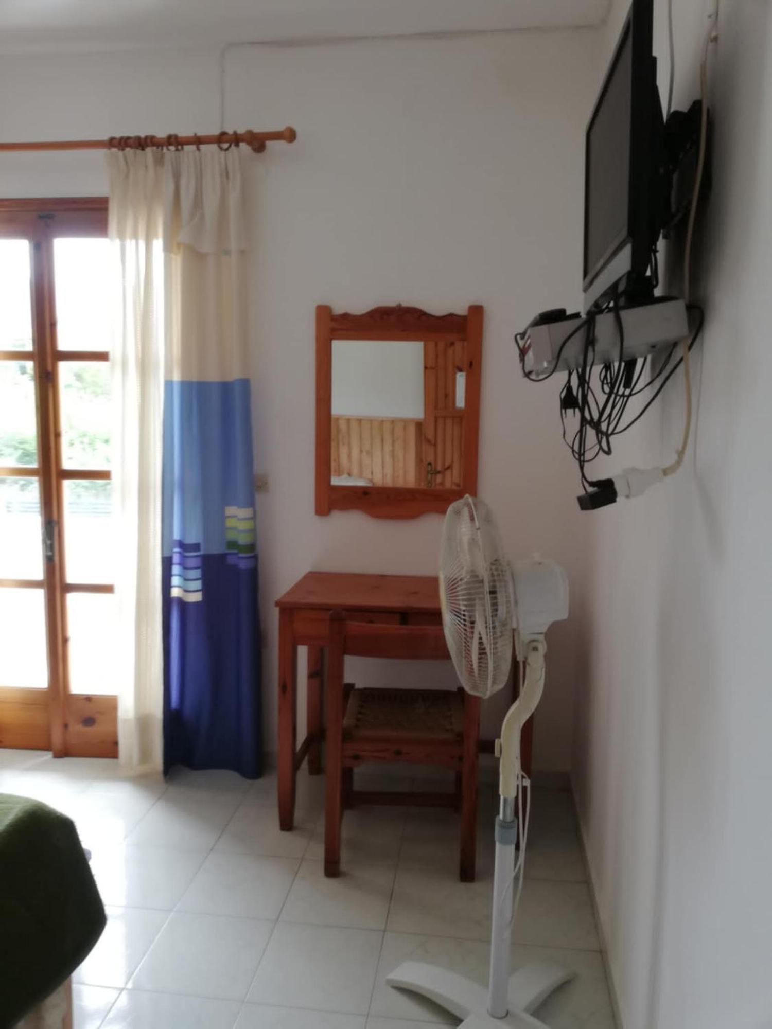 Lakis Apartments Acharavi  Exteriér fotografie